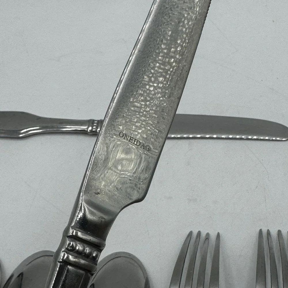 ONEIDA Stainless Flatware Replacement Lot Of 9 Vtg DANFORTH Spoon Forks Knives
